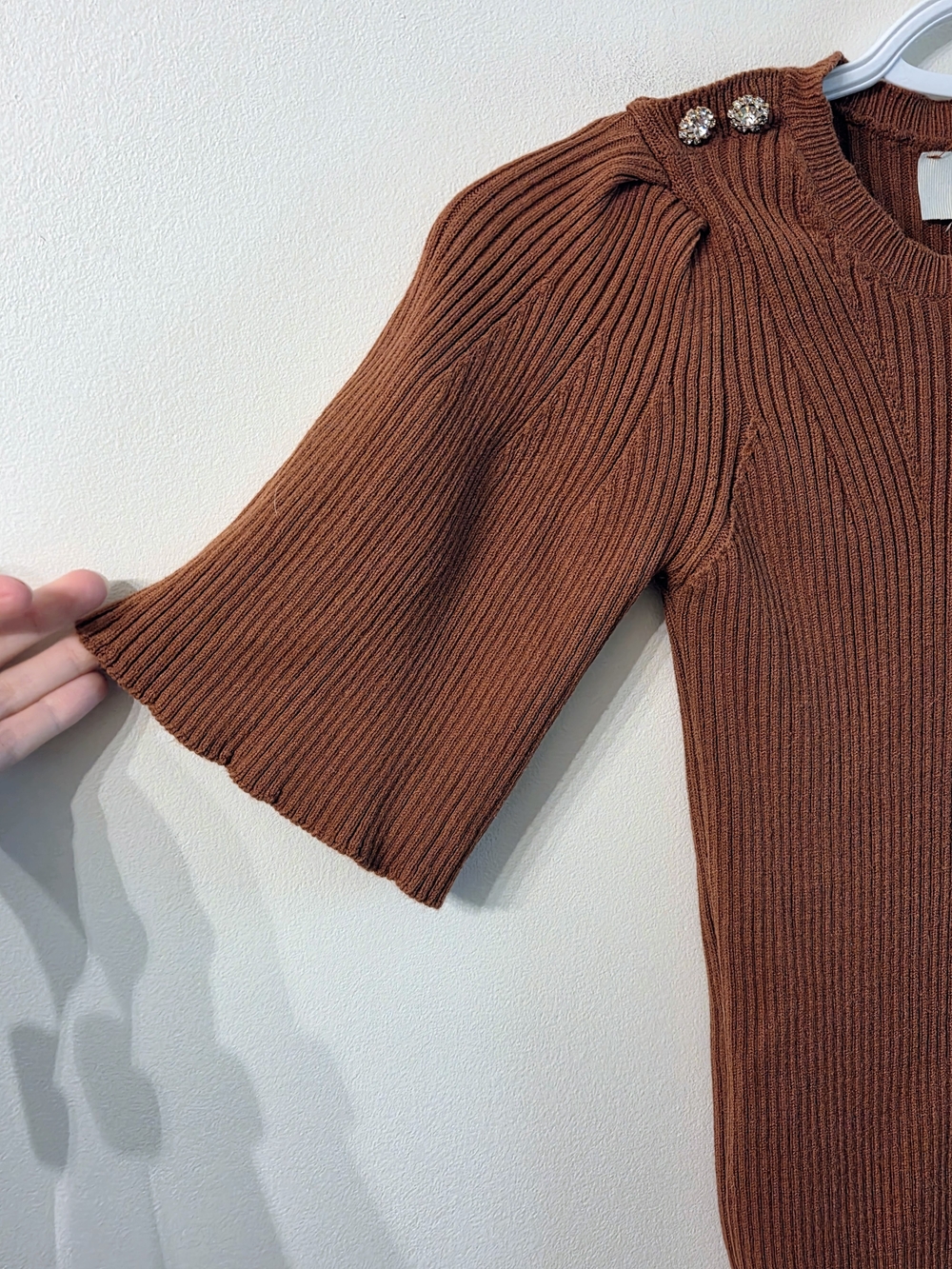 ViCOLO Italian Ribbed Knit Top with Shoulder Buttons - Picture 3 of 6